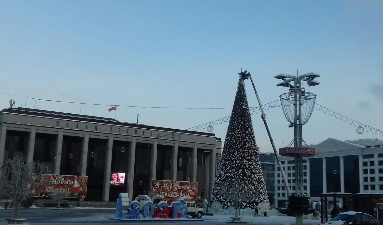 октябрьская площадь в минске